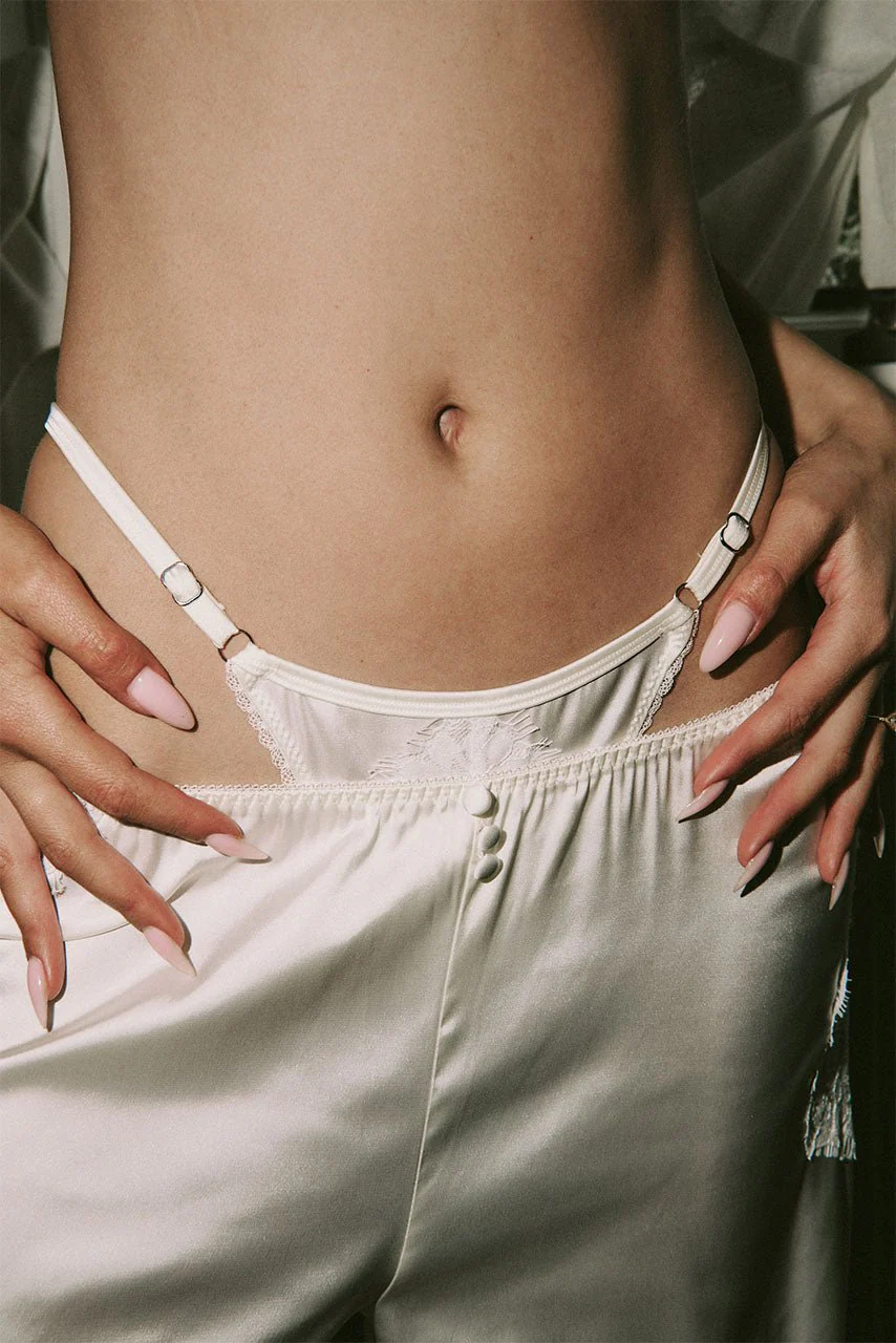 Jacquie Thong Antique - Image 5